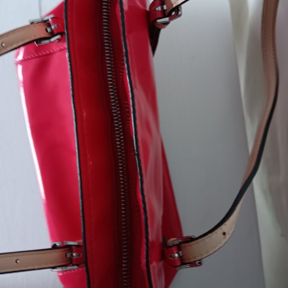 Hot pink Guess Handbag NWOT - Picture 5 of 5